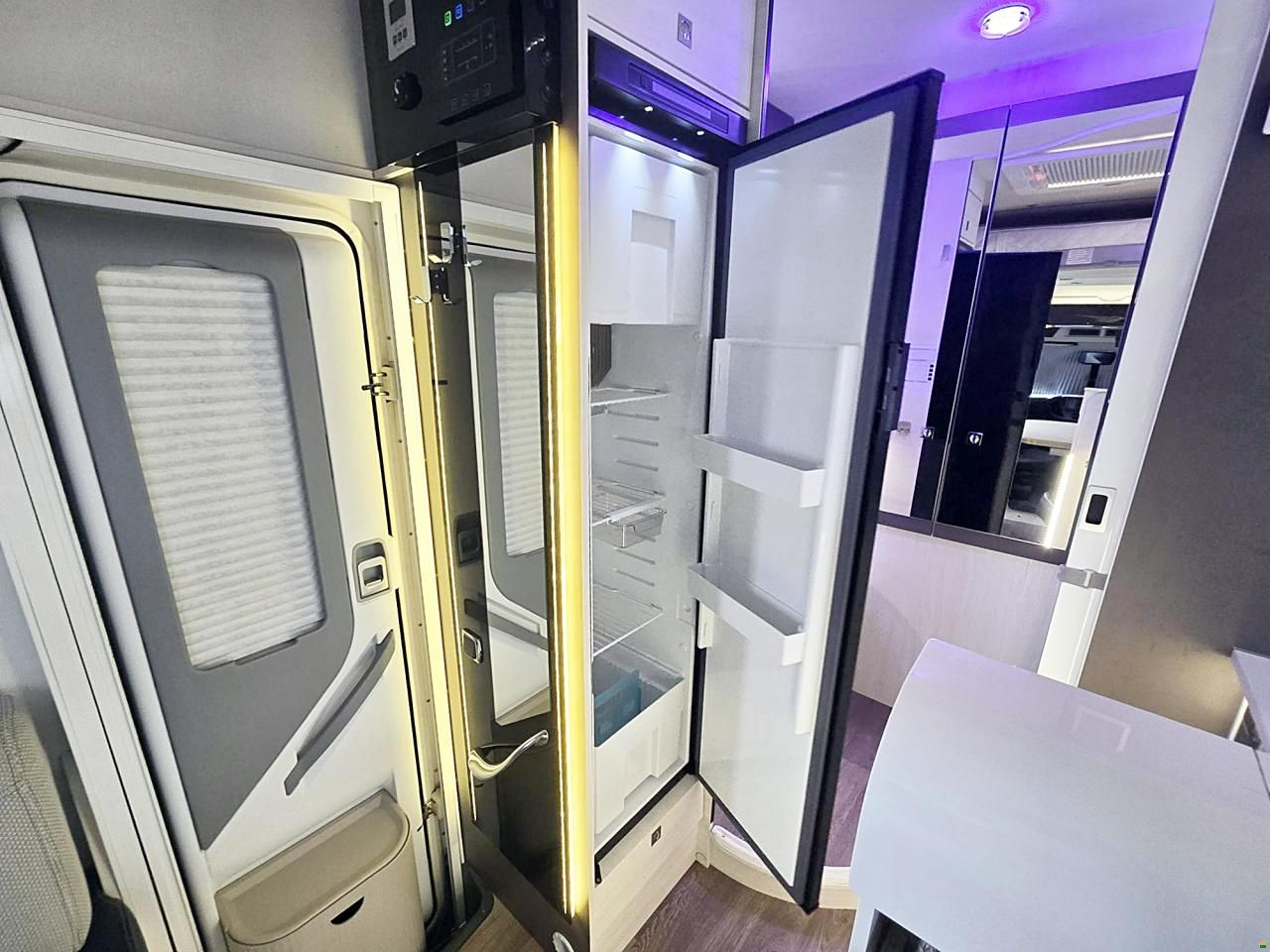 Challenger MAGEO 170 2.0 TDCI AUTOMAT