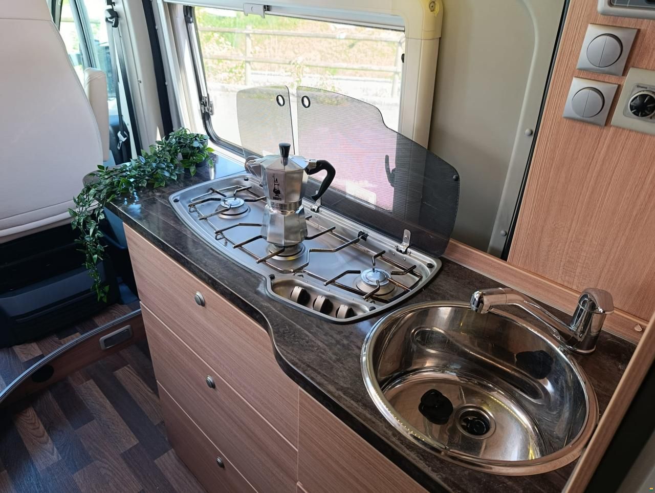 Knaus K 250L