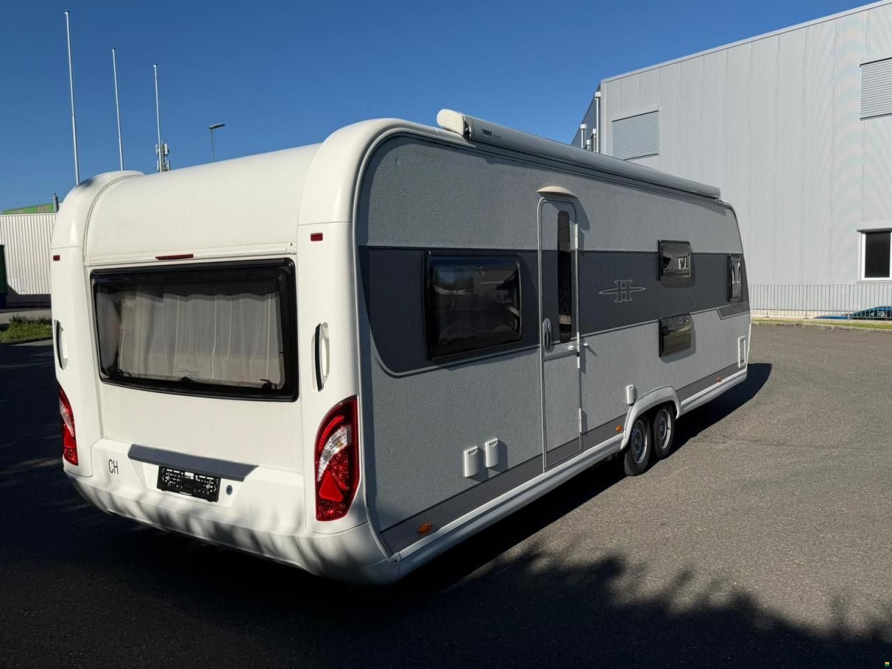 Hobby *PRESTIGE 720 UKFE *** KAJ&Uuml;TTENBETT***