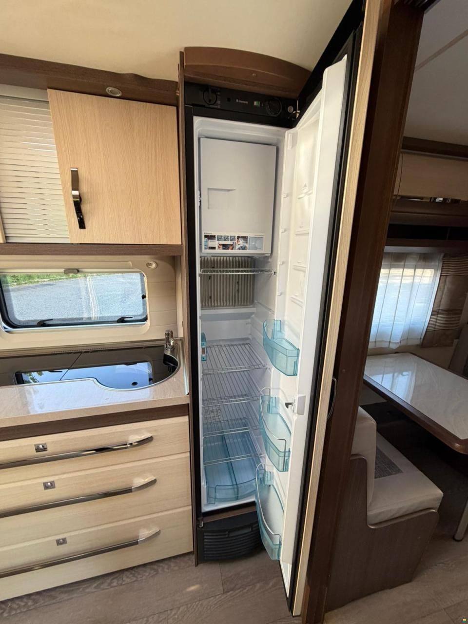 Hobby *PRESTIGE 720 UKFE *** KAJ&Uuml;TTENBETT***