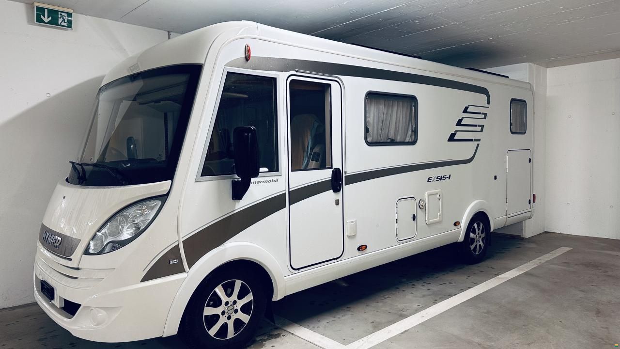 Hymer Exis i 588