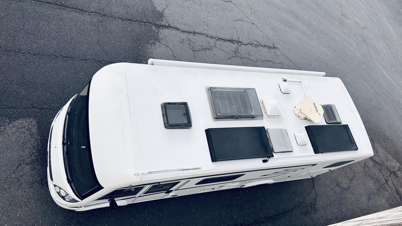 Hymer Exis i 588