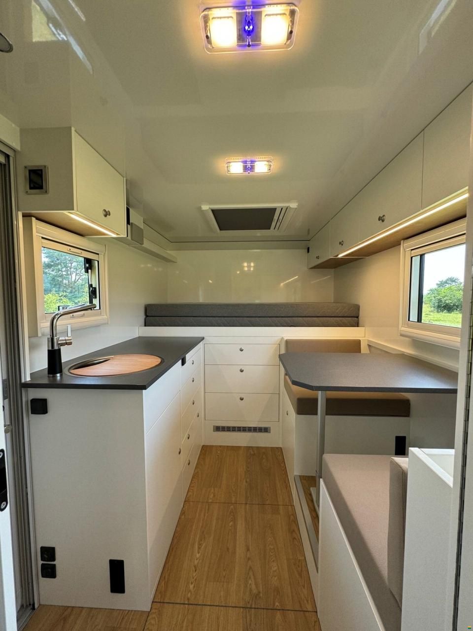 Fernreisemobil, GFK Wohnkabine