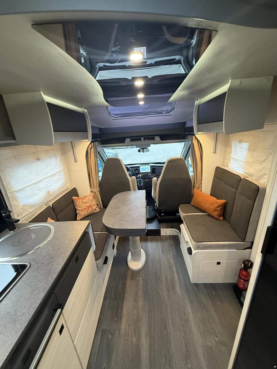 Challenger Teilintegriert Ultimate Edition 337