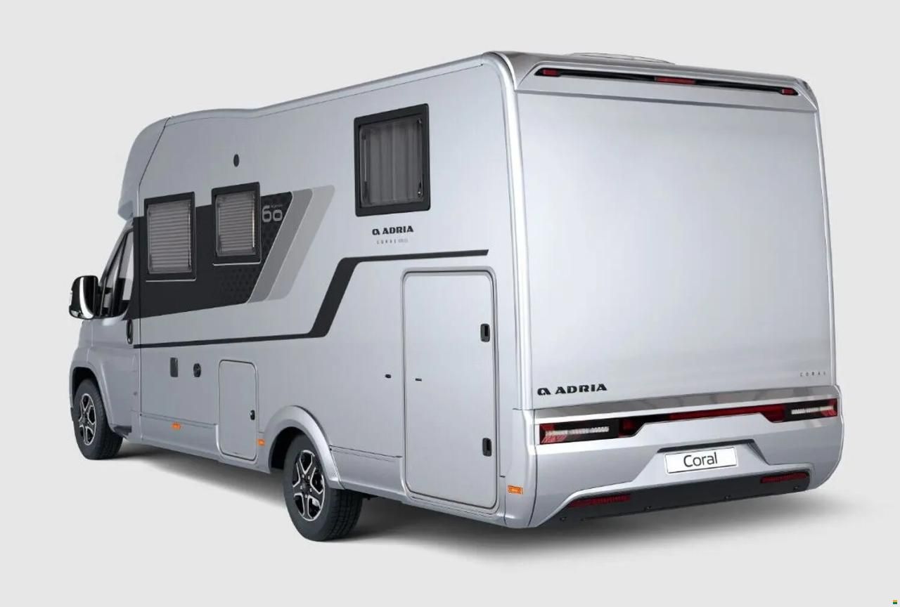Adria Coral 670 DL 60 Years Deluxe