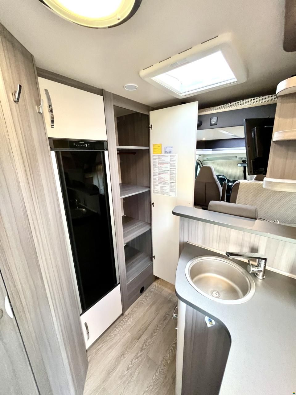 Hobby Optima T65 mit XXL Stockbetten