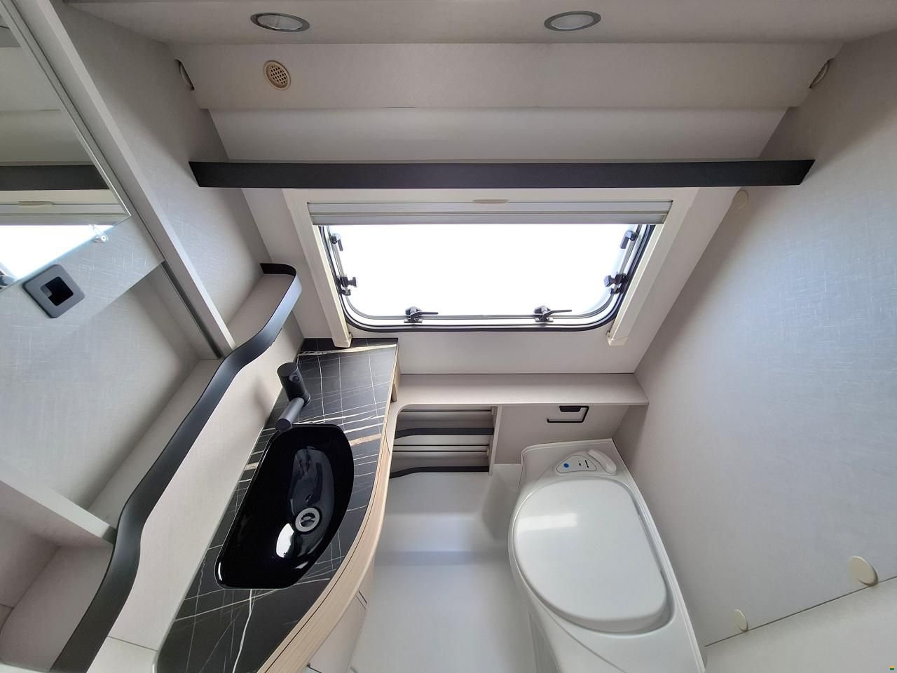 Eriba touring 430