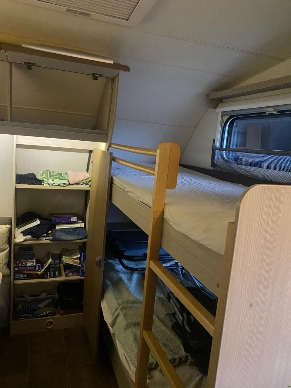 Bürstner Averso Plus 5105