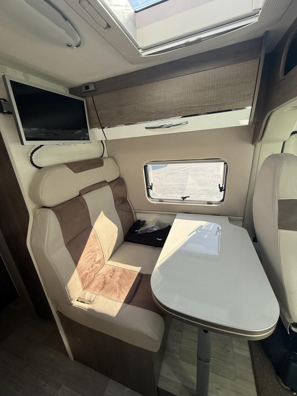 Pilote Sonstige V 600