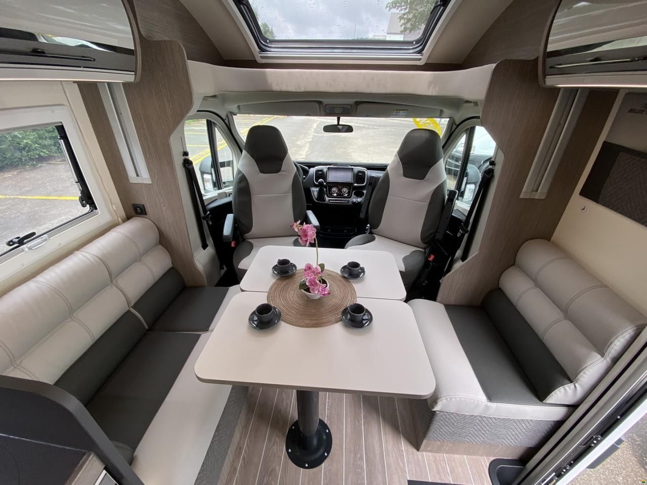 Roller Team Zefiro 266TL, Fiat Ducato 2.2MJ Automat