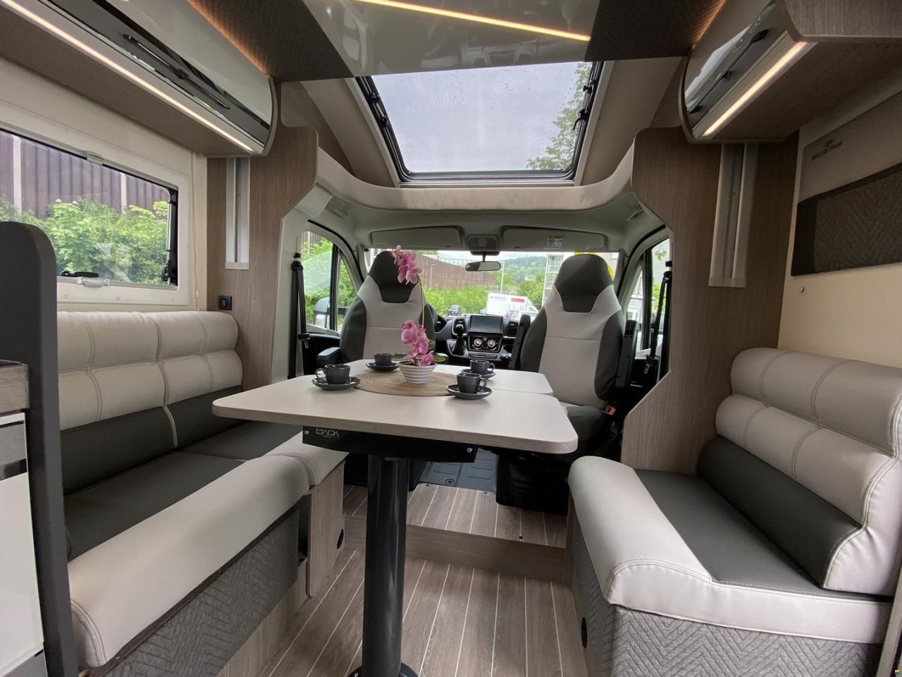Roller Team Zefiro 266TL, Fiat Ducato 2.2MJ Automat