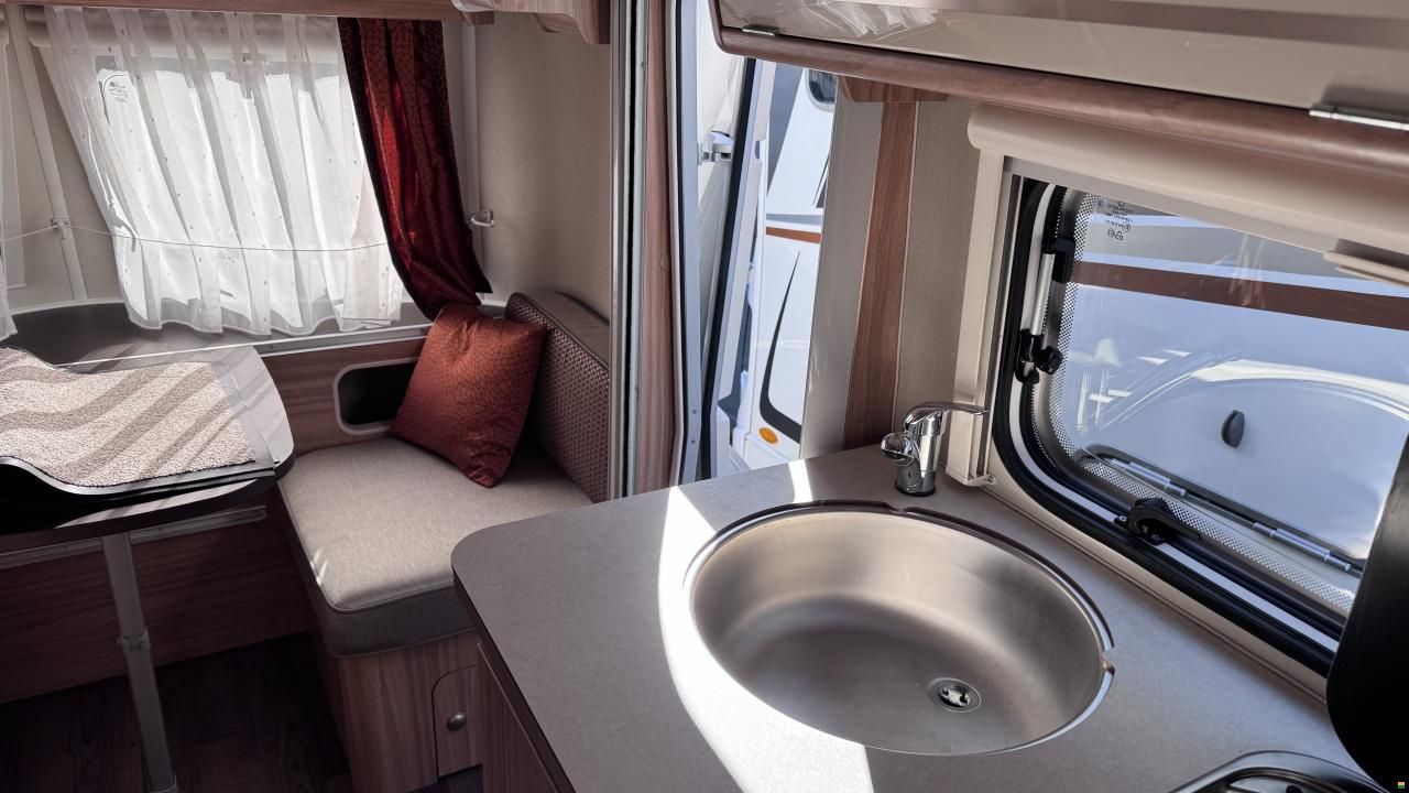 Eriba Triton 430 Silveredition
