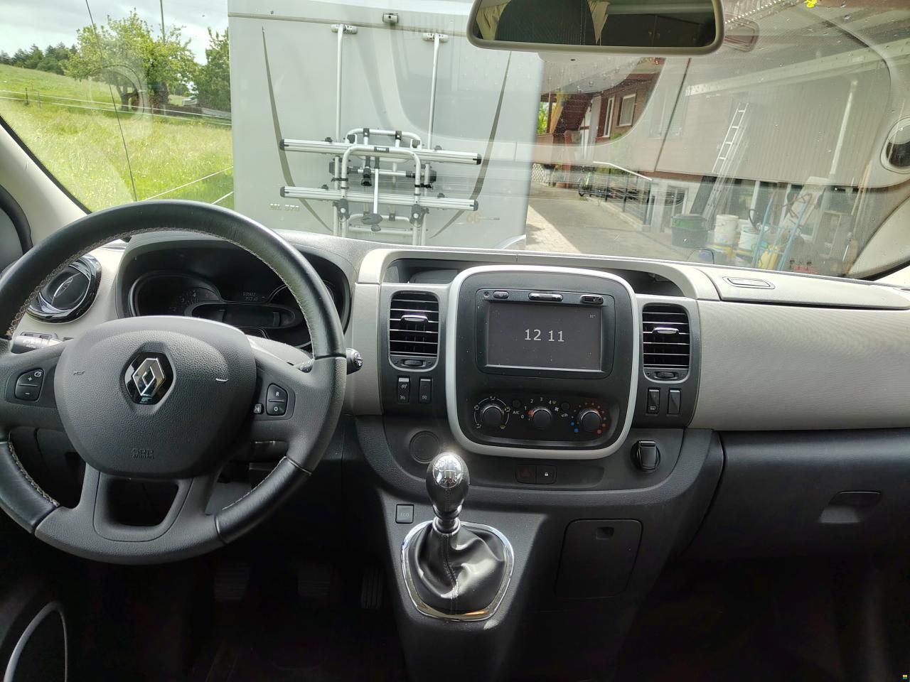 Renault Trafic dCi145