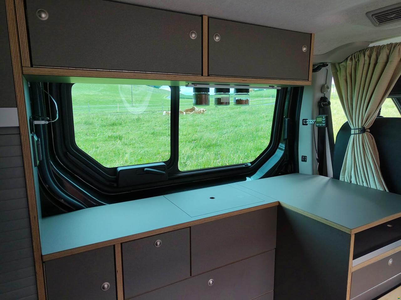 Renault Trafic dCi145