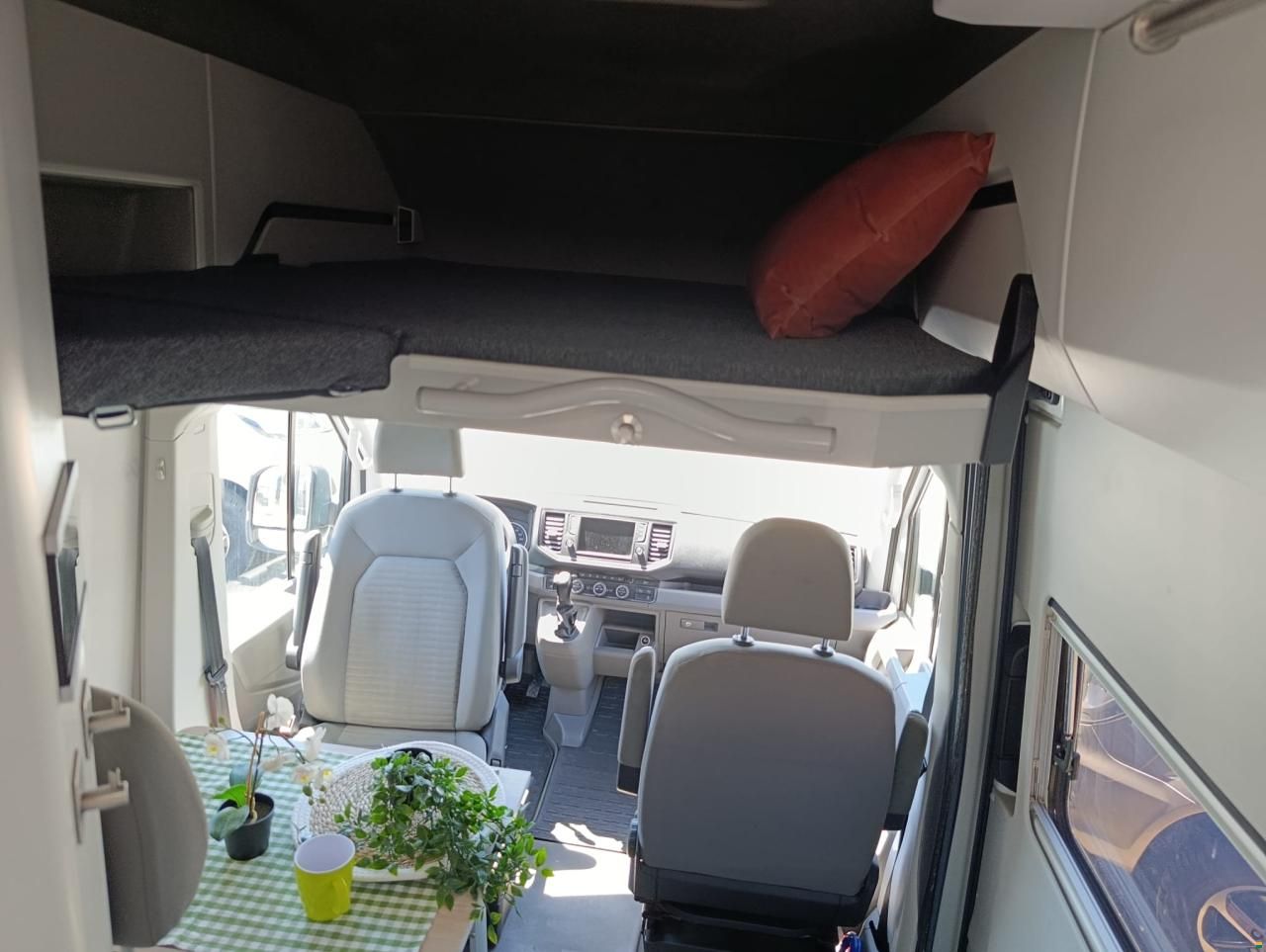 Volkswagen Crafter Grand California 600