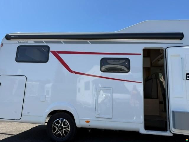 LMC Tourer A690