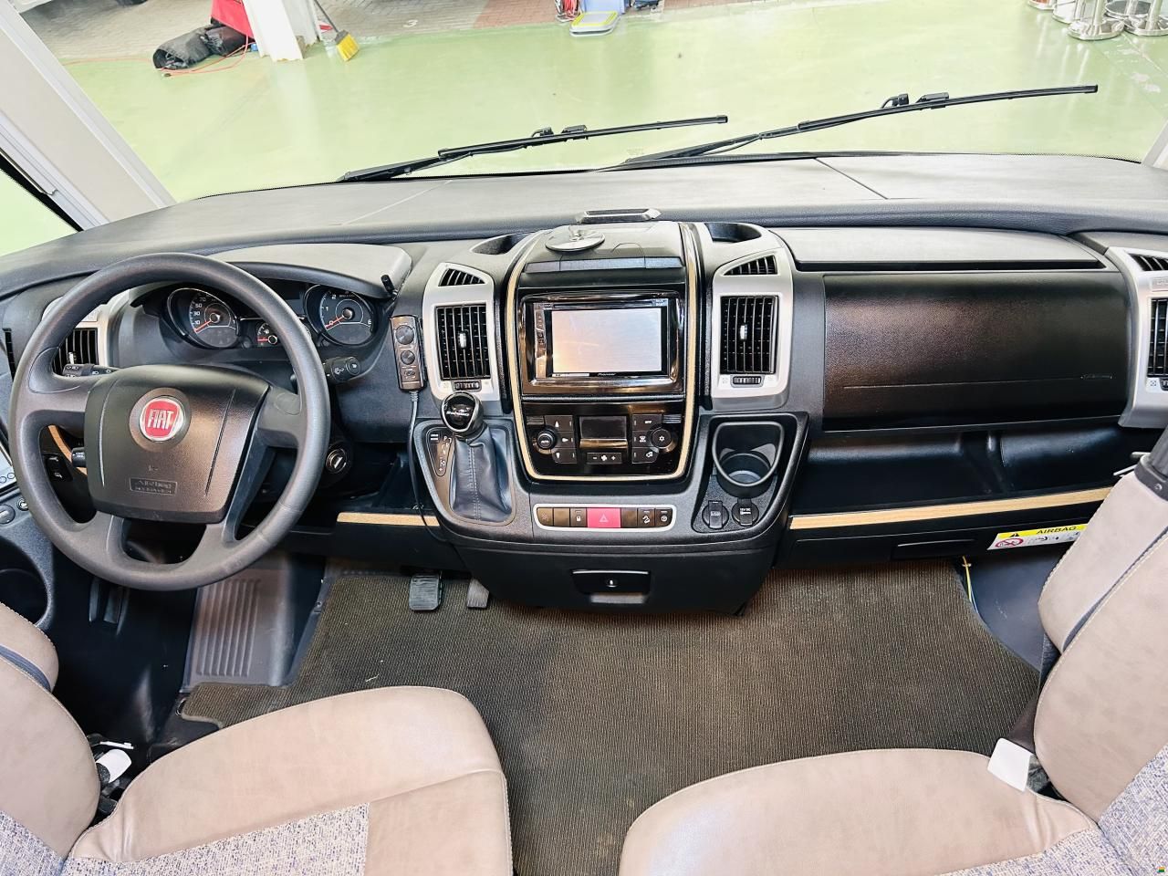 Carthago C-Tourer 143 LE
