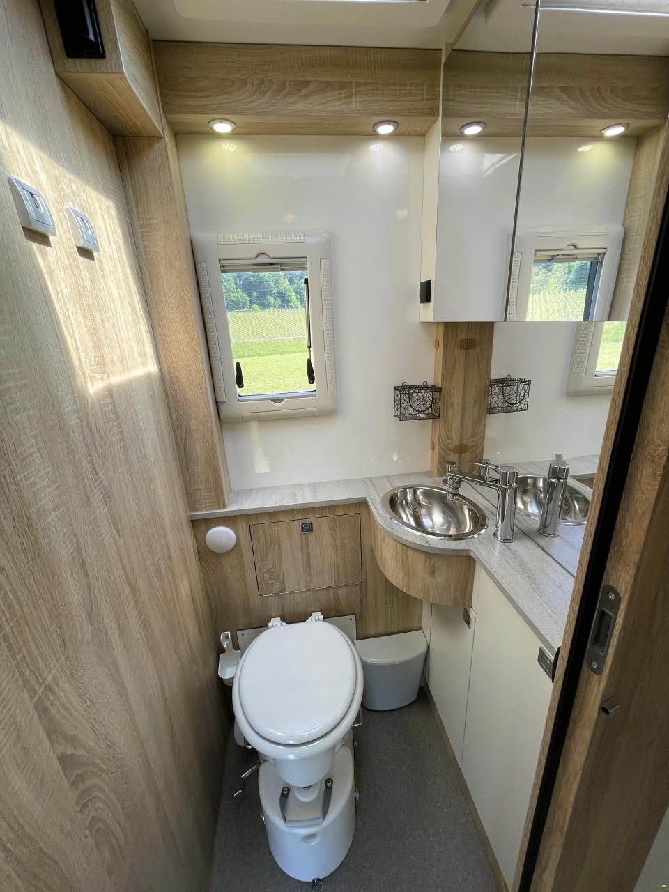 Iveco M-S Reisemobile 420G