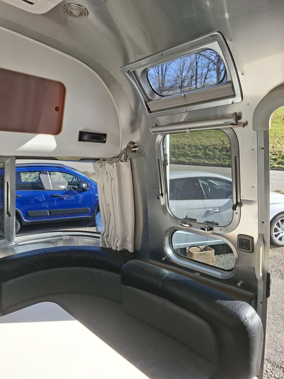 Airstream 684 International