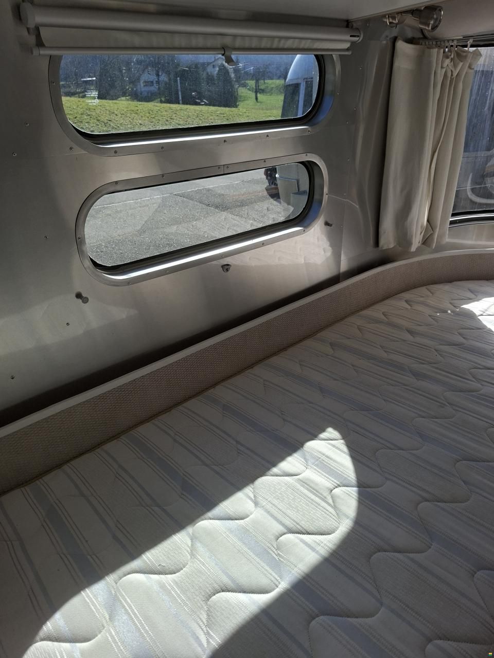 Airstream 684 International