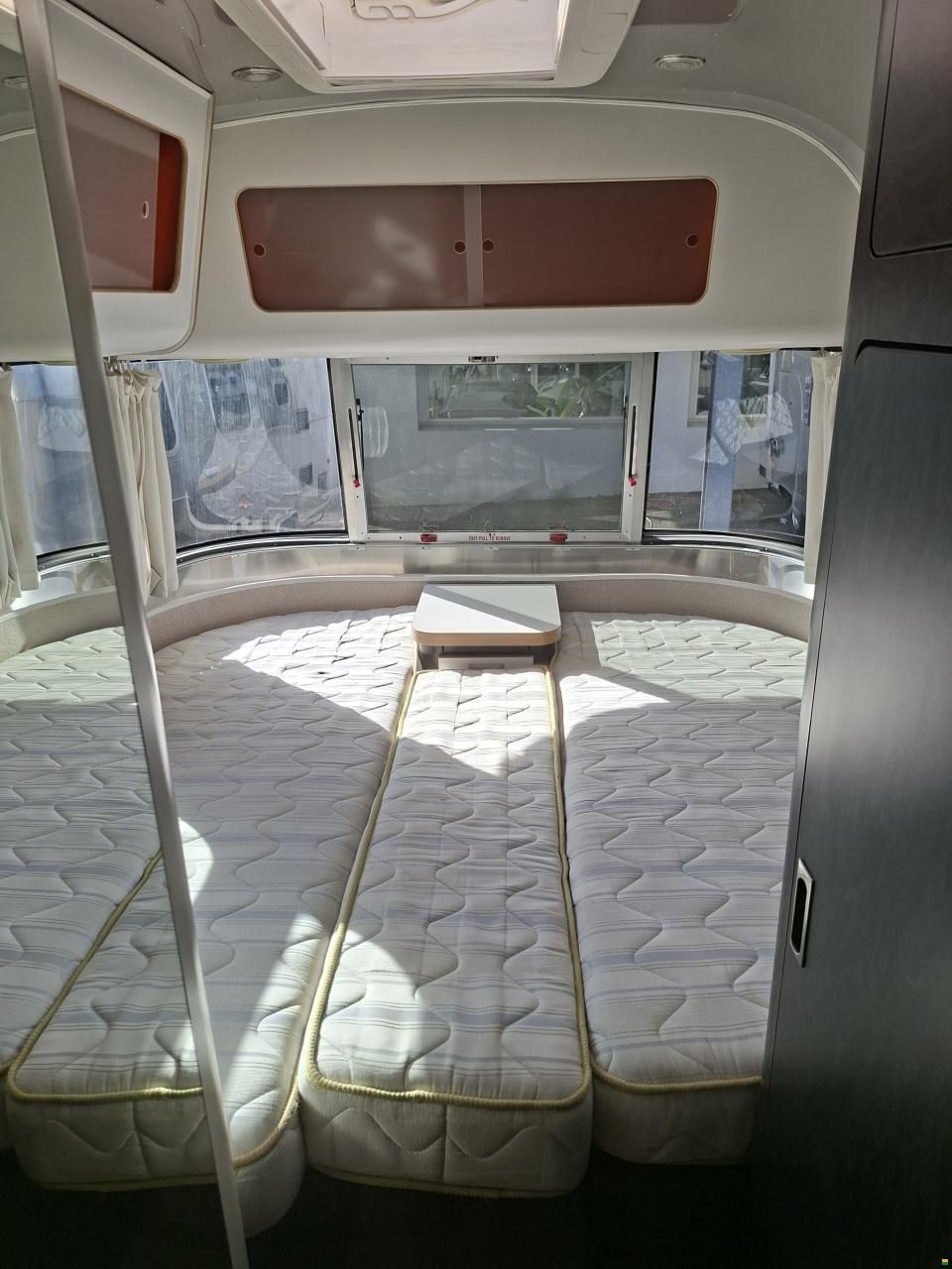 Airstream 684 International