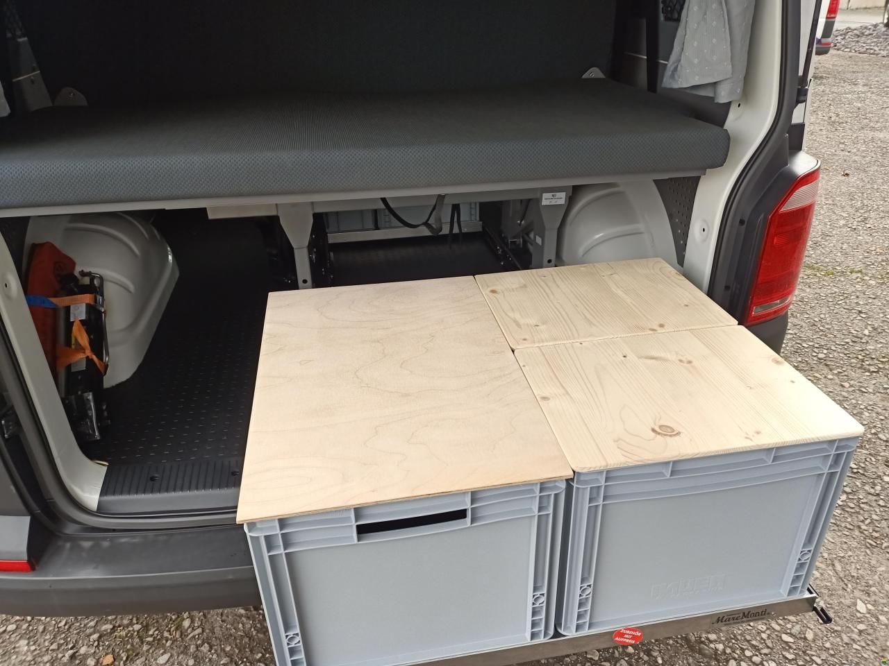 Volkswagen MareMonti SURF Camper 5-6 Sitze