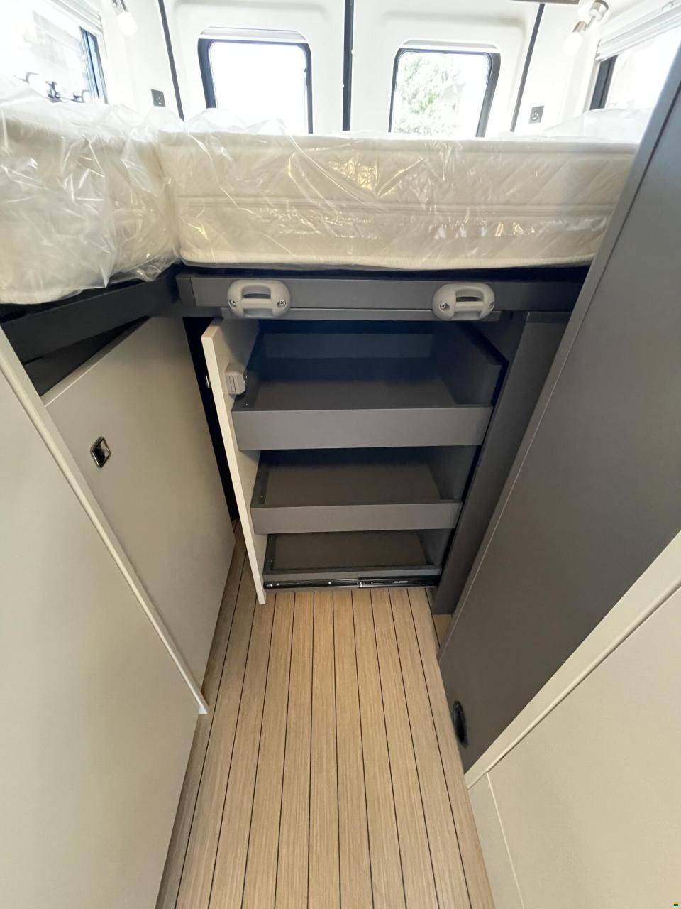 Hobby Prestige Van First-Edition 640 ET