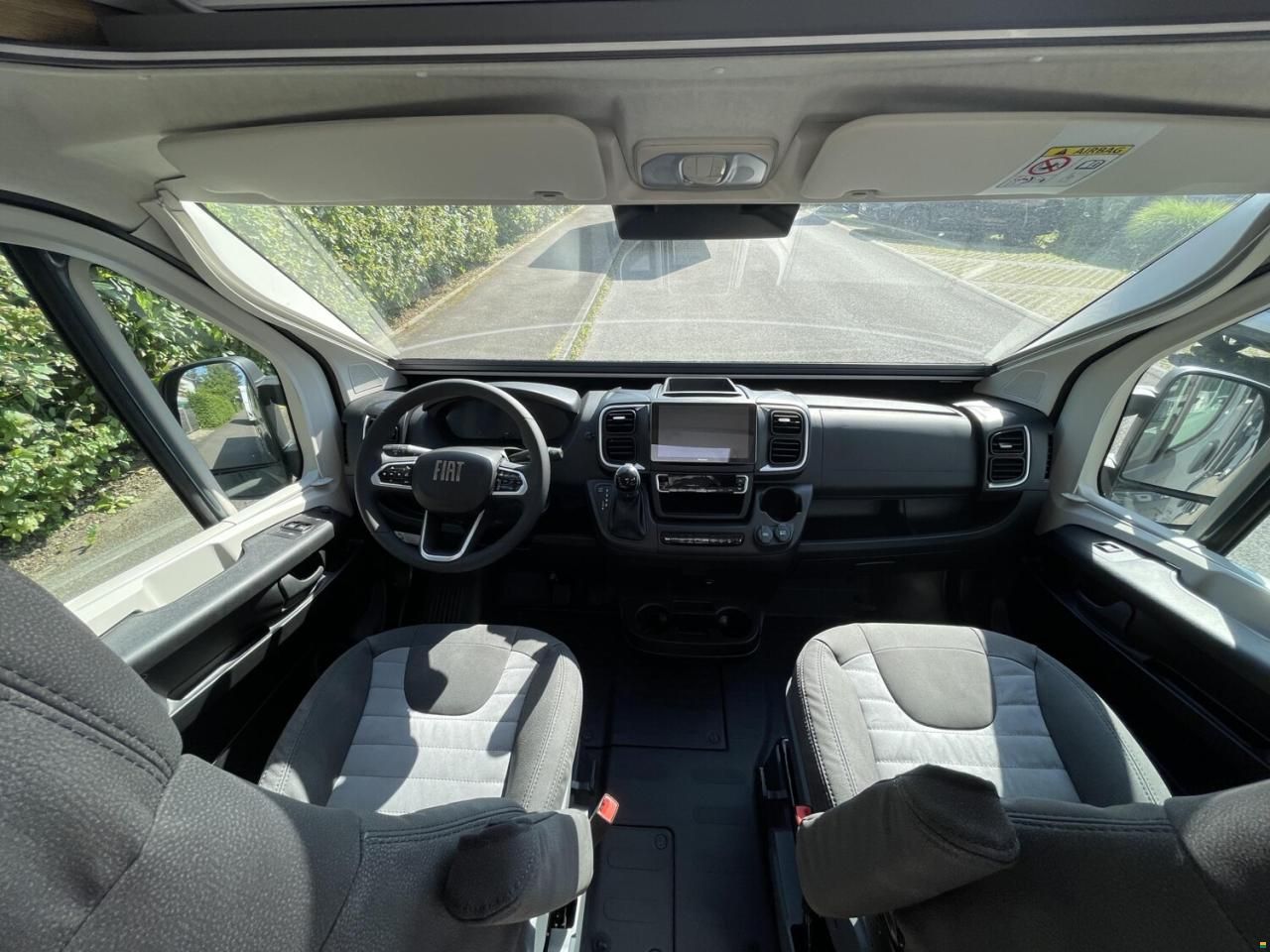 Hobby Prestige Van First-Edition 640 ET