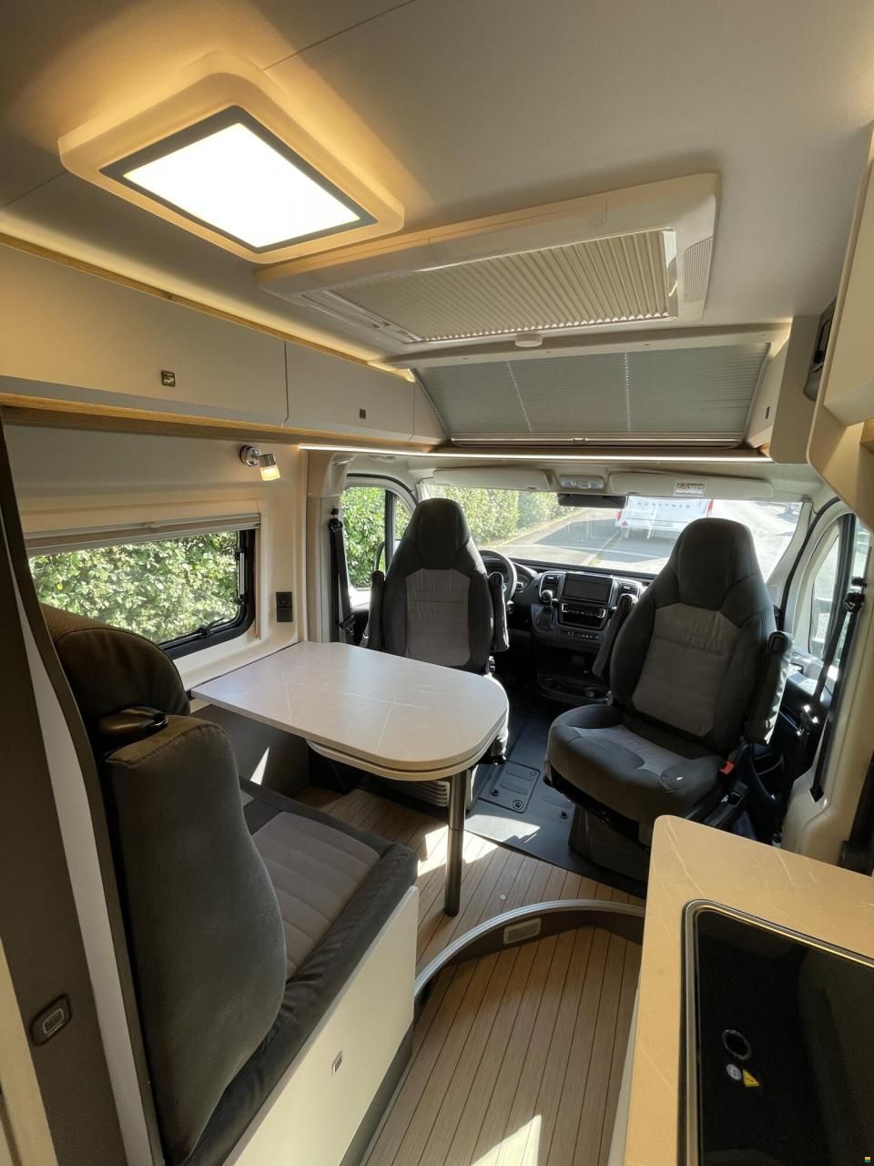 Hobby Prestige Van First-Edition 640 ET