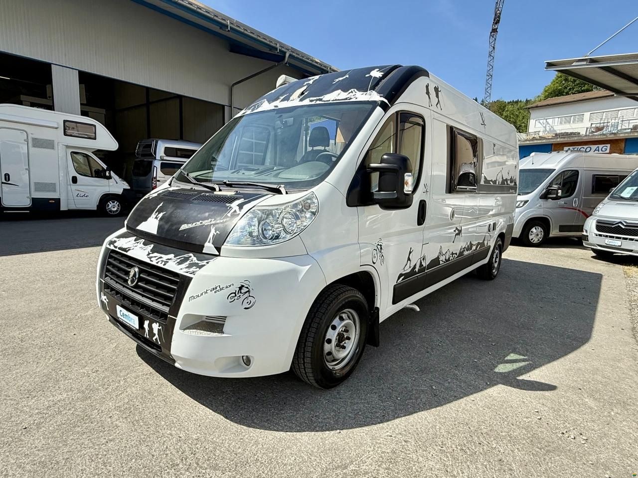 Adria 4 Twin - Family Spezial Kompakt Edition