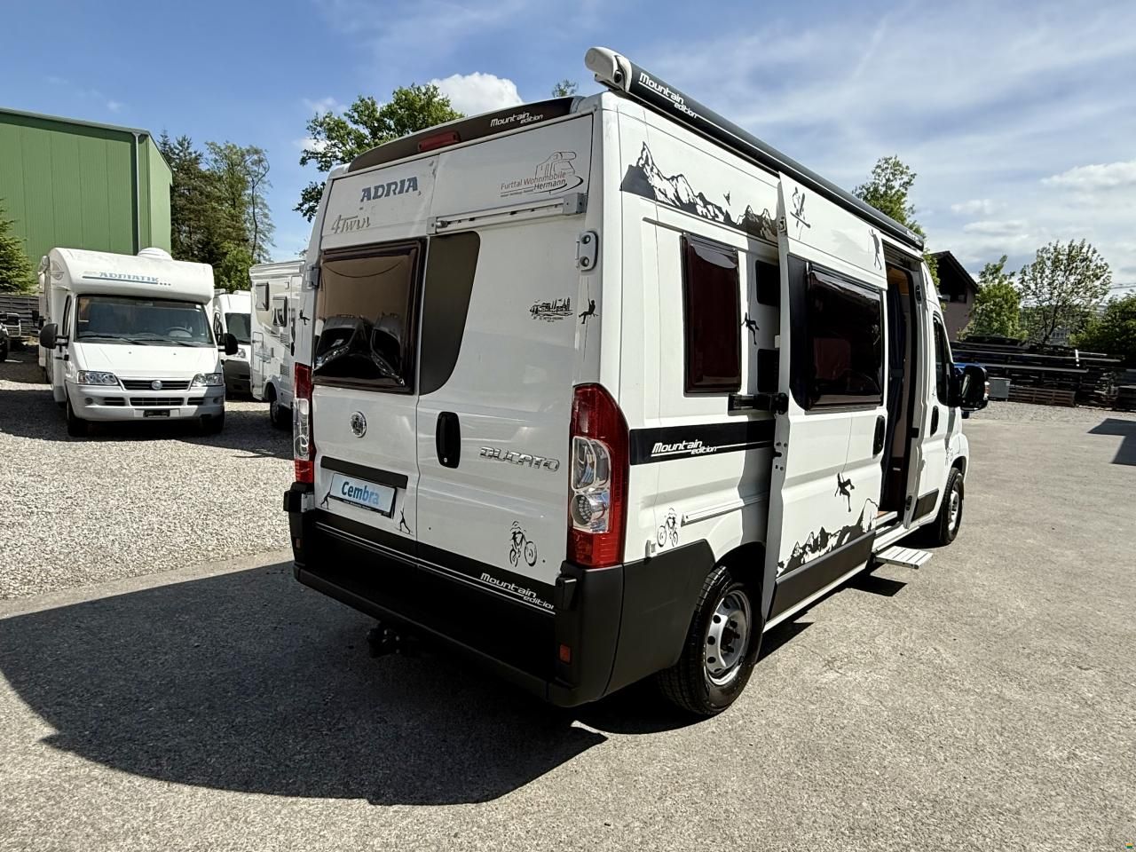 Adria 4 Twin - Family Spezial Kompakt Edition