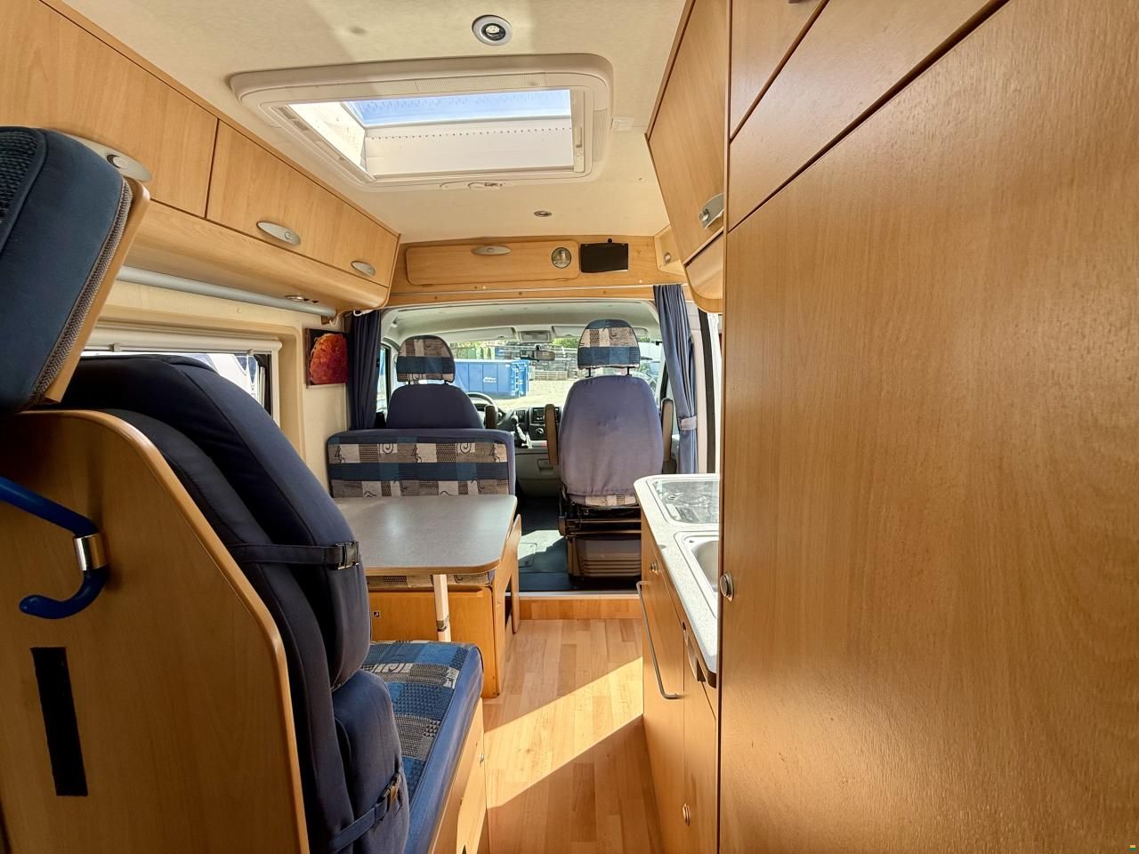 Adria 4 Twin - Family Spezial Kompakt Edition