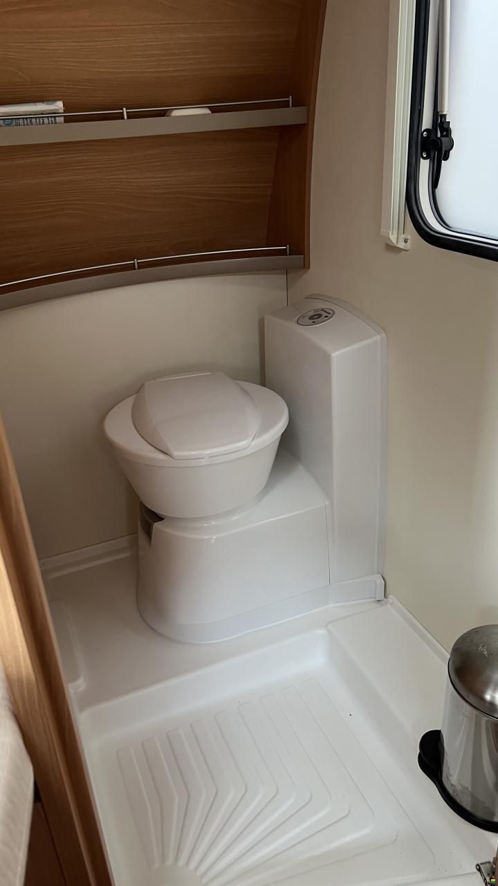 Knaus S&uuml;dwind 450 FU somo