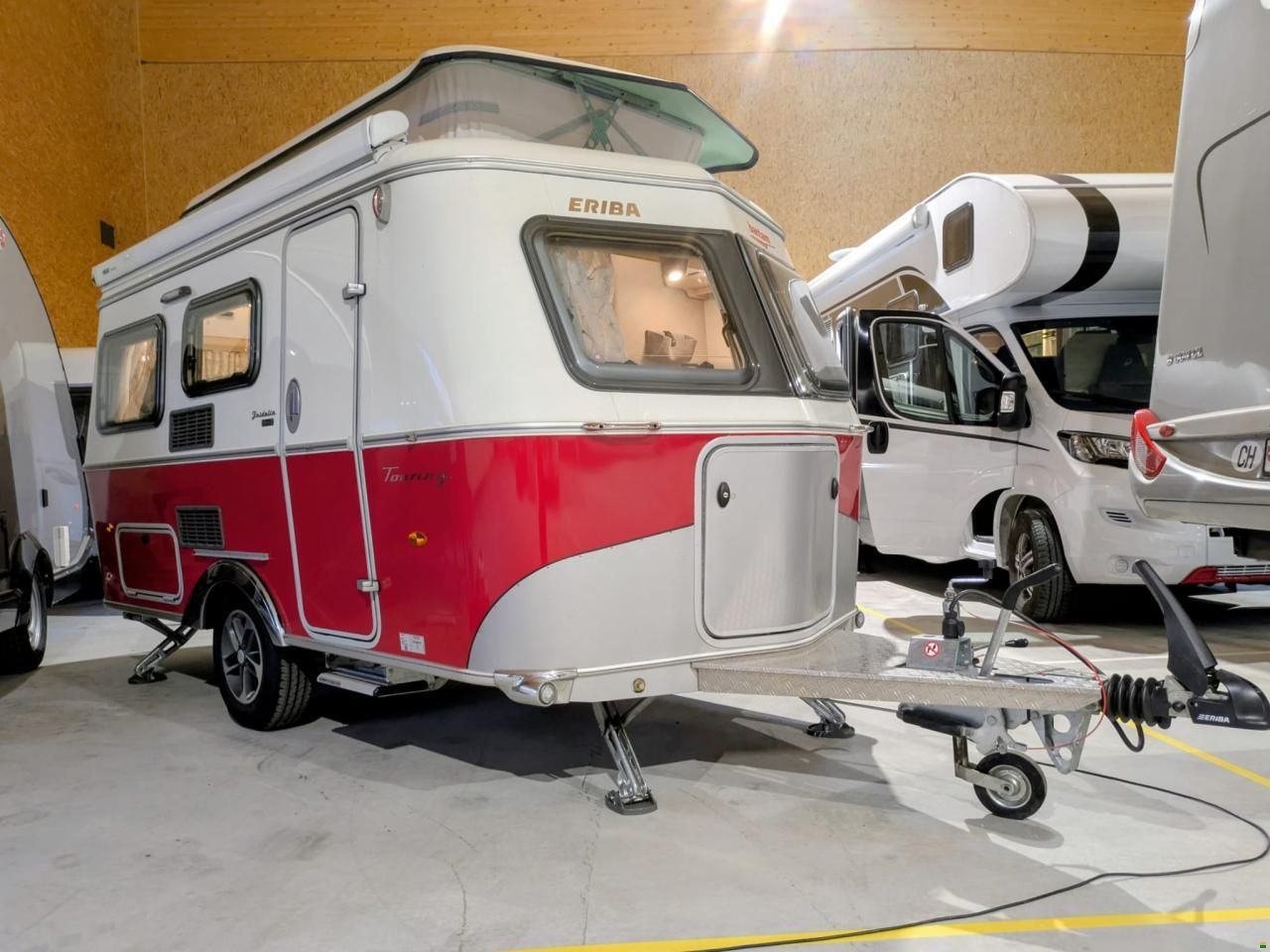 Eriba Touring 430 Tango Red
