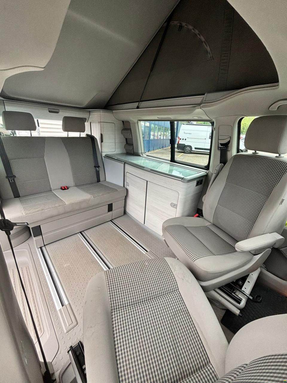 Volkswagen California T6 Coast Aufstelldach