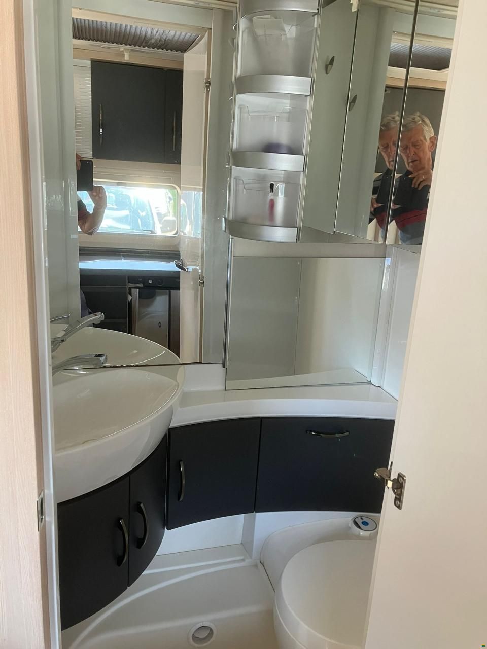 Hobby De Luxe Edition 440 SF
