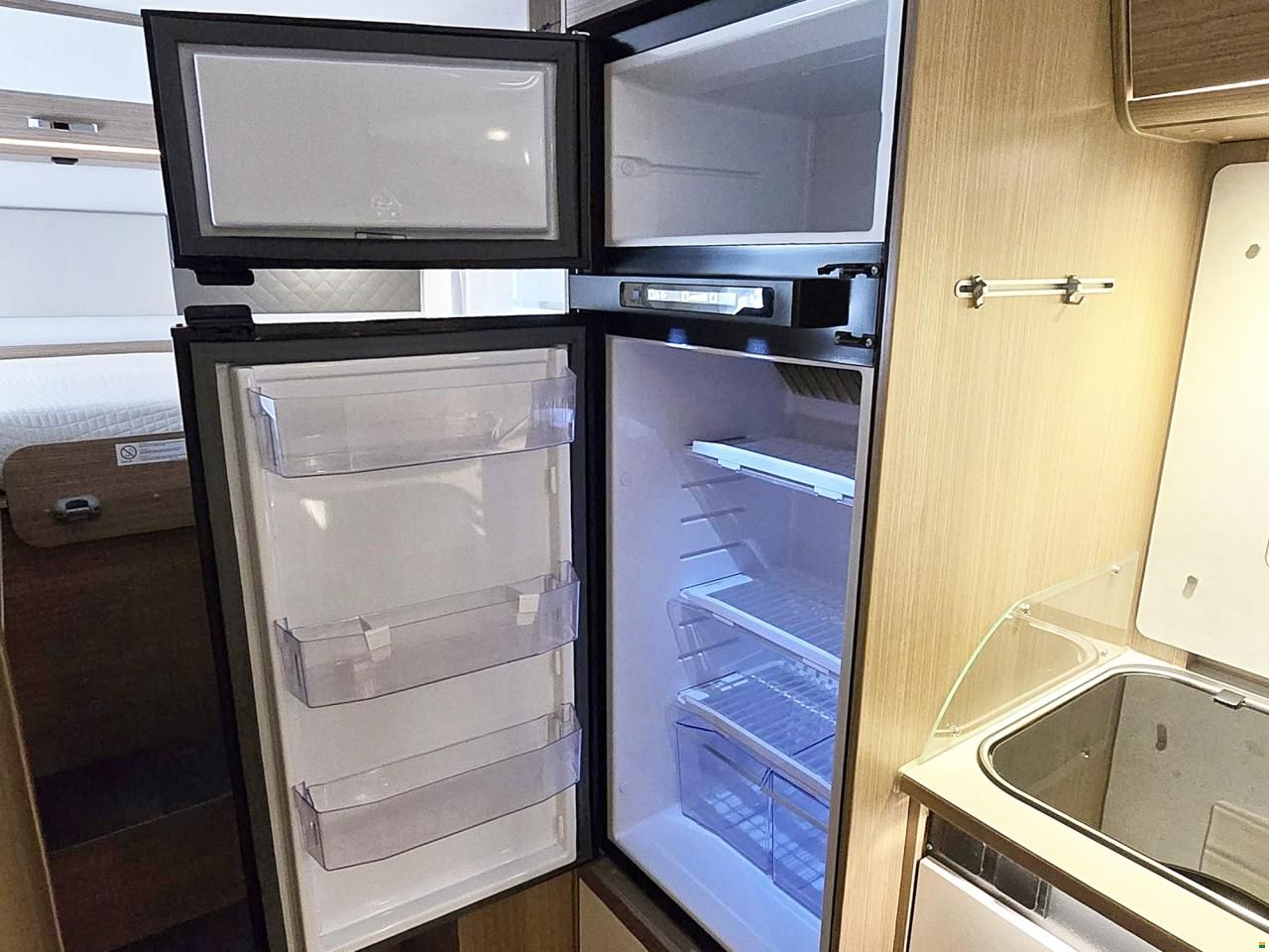 Carado T 448 2.3 MJ AUTOMAT