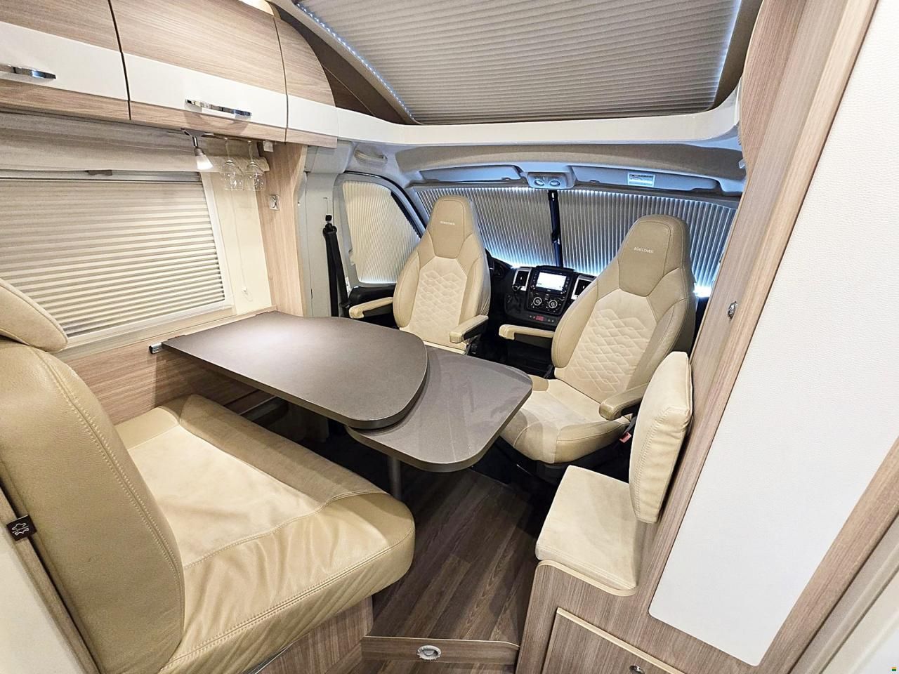 B&uuml;rstner TRAVEL VAN T 620 RIVA LOFT 2.3MJ AUTOMAT