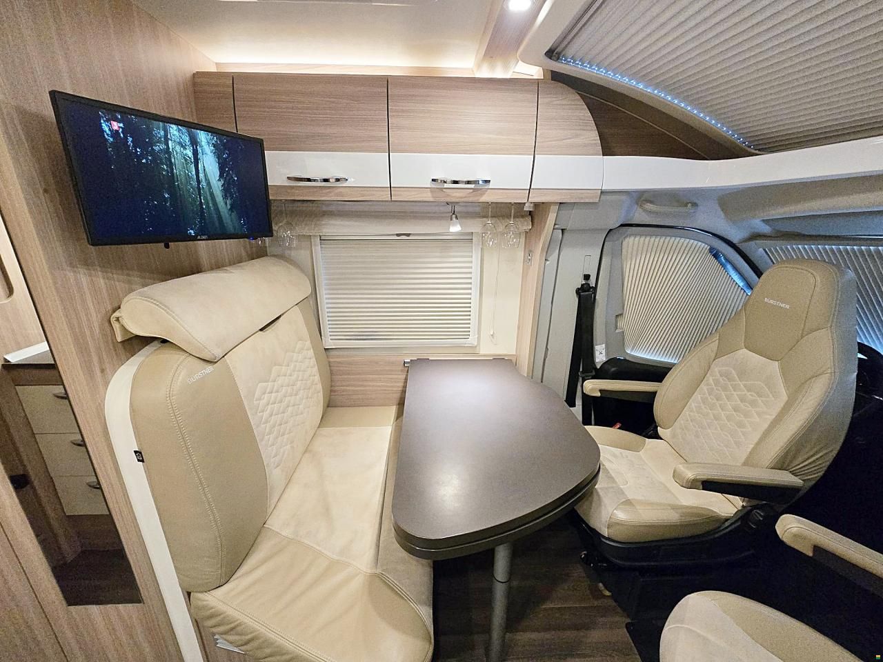 B&uuml;rstner TRAVEL VAN T 620 RIVA LOFT 2.3MJ AUTOMAT