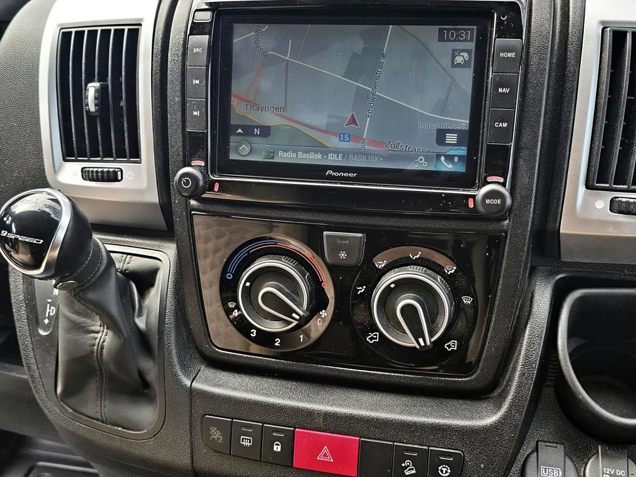 B&uuml;rstner TRAVEL VAN T 620 RIVA LOFT 2.3MJ AUTOMAT