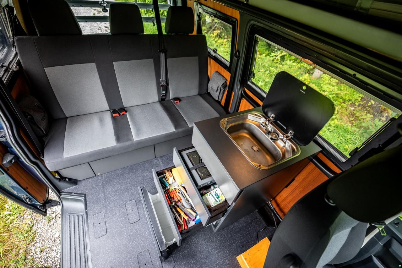VW T6 Custom-Bus