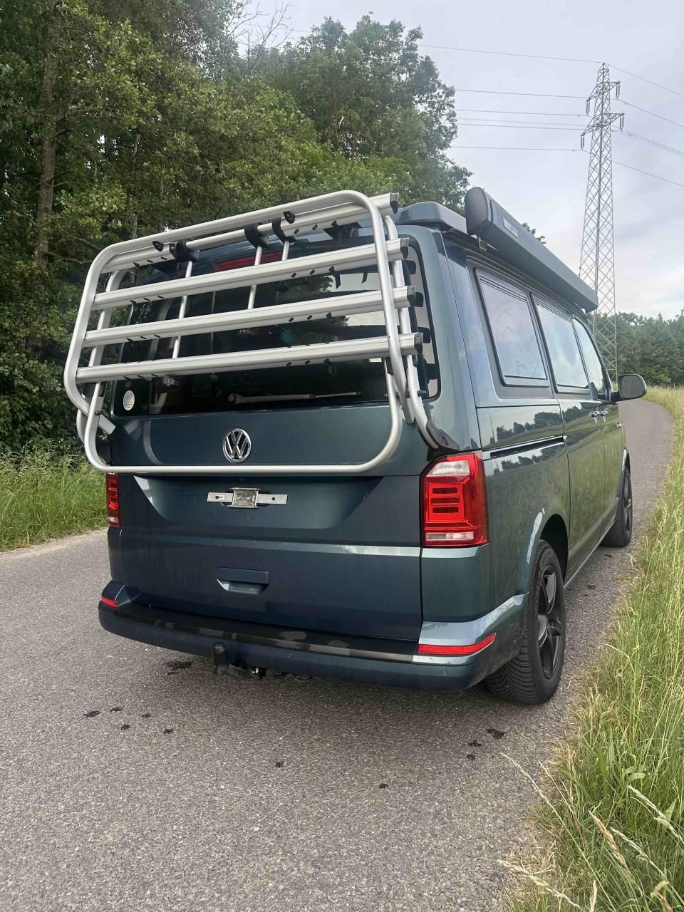 VW T6 Custom-Bus
