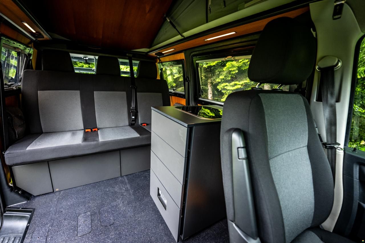 VW T6 Custom-Bus