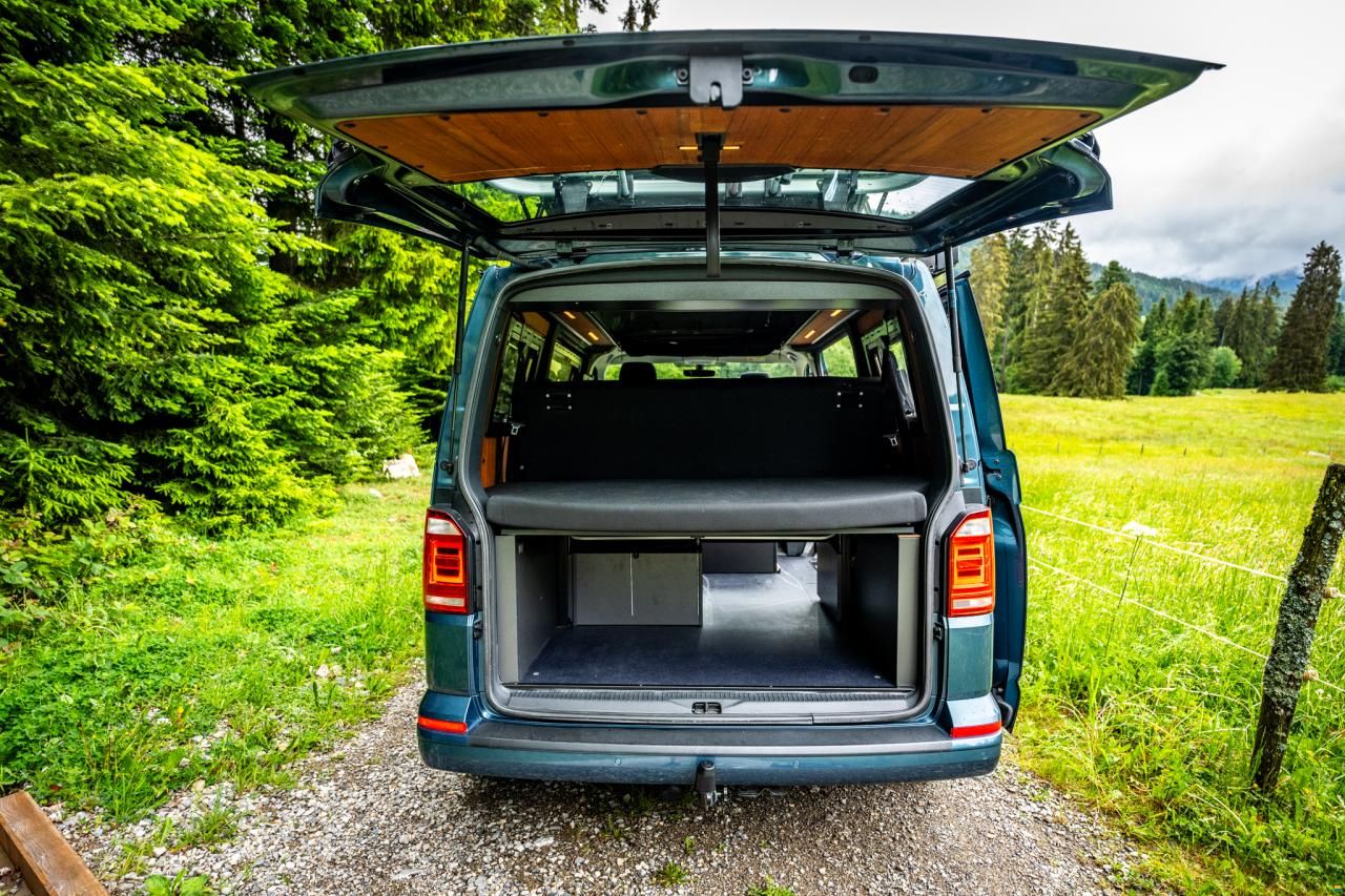 VW T6 Custom-Bus