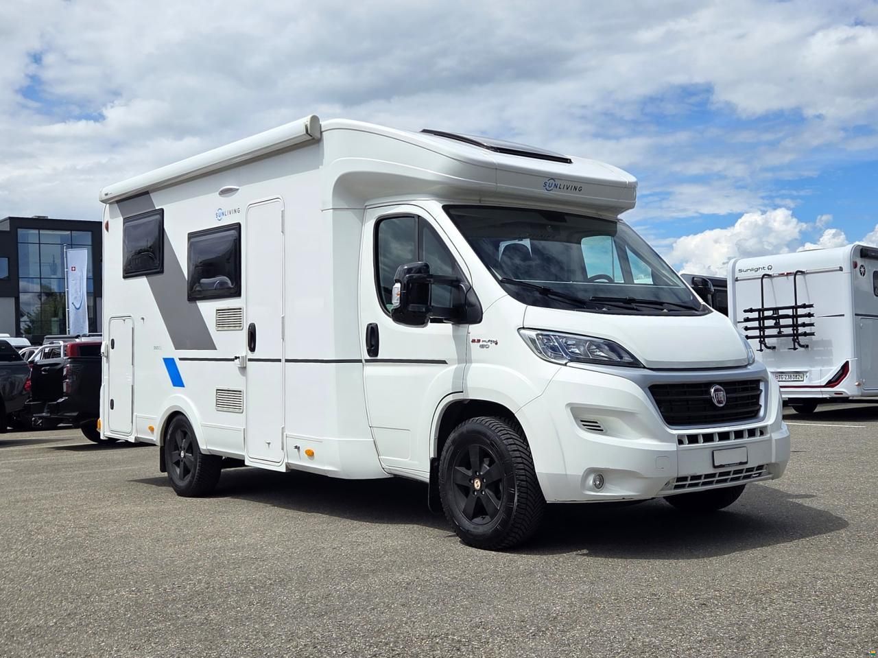 Sun Living S65L