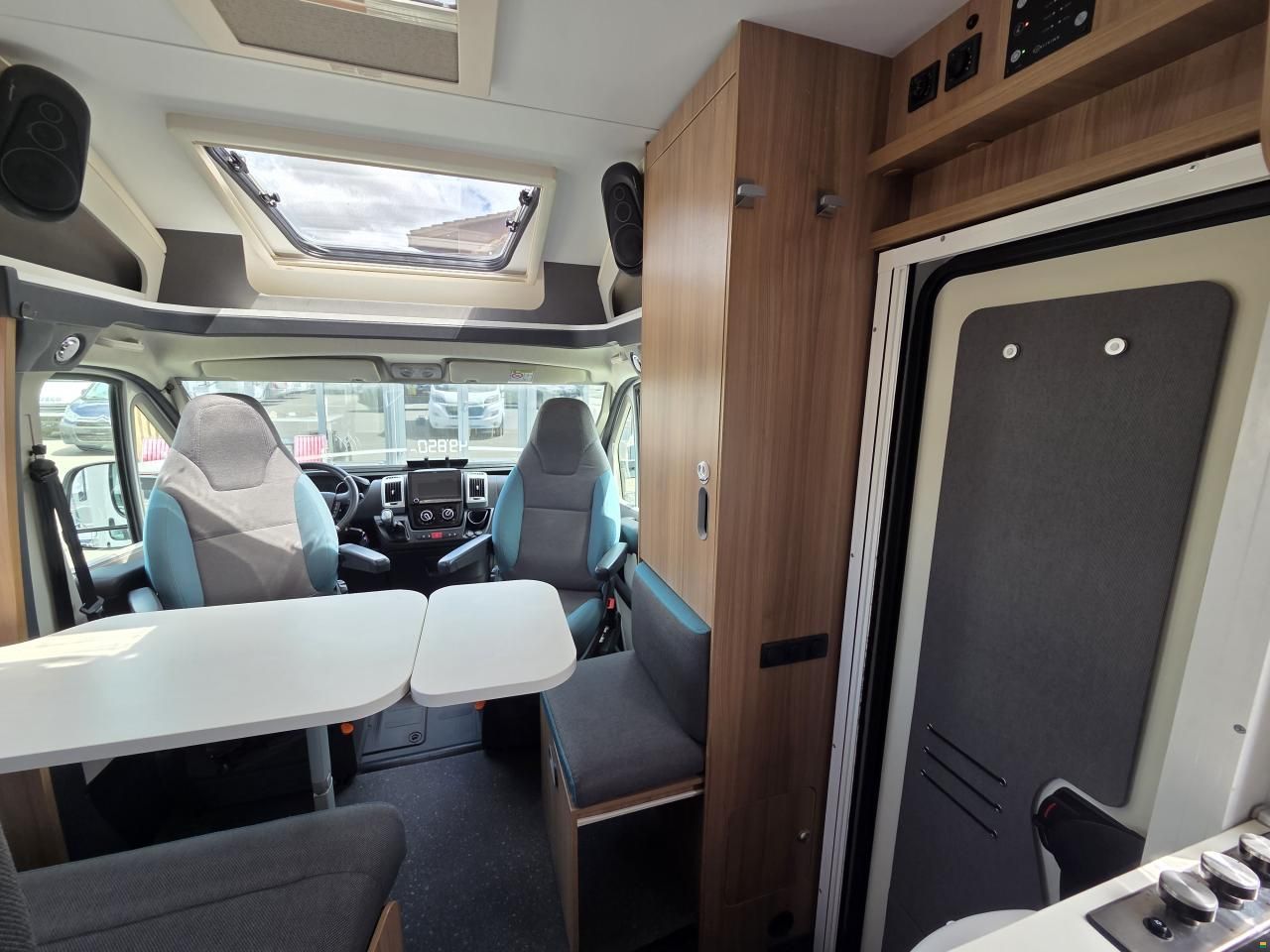 Sun Living S65L