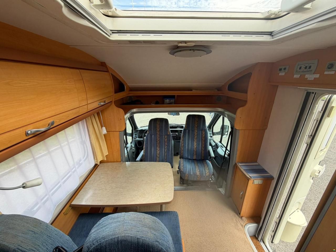 Ford 2.4TDCI 140PS LMC 708TI **L&Auml;NGSBETT**