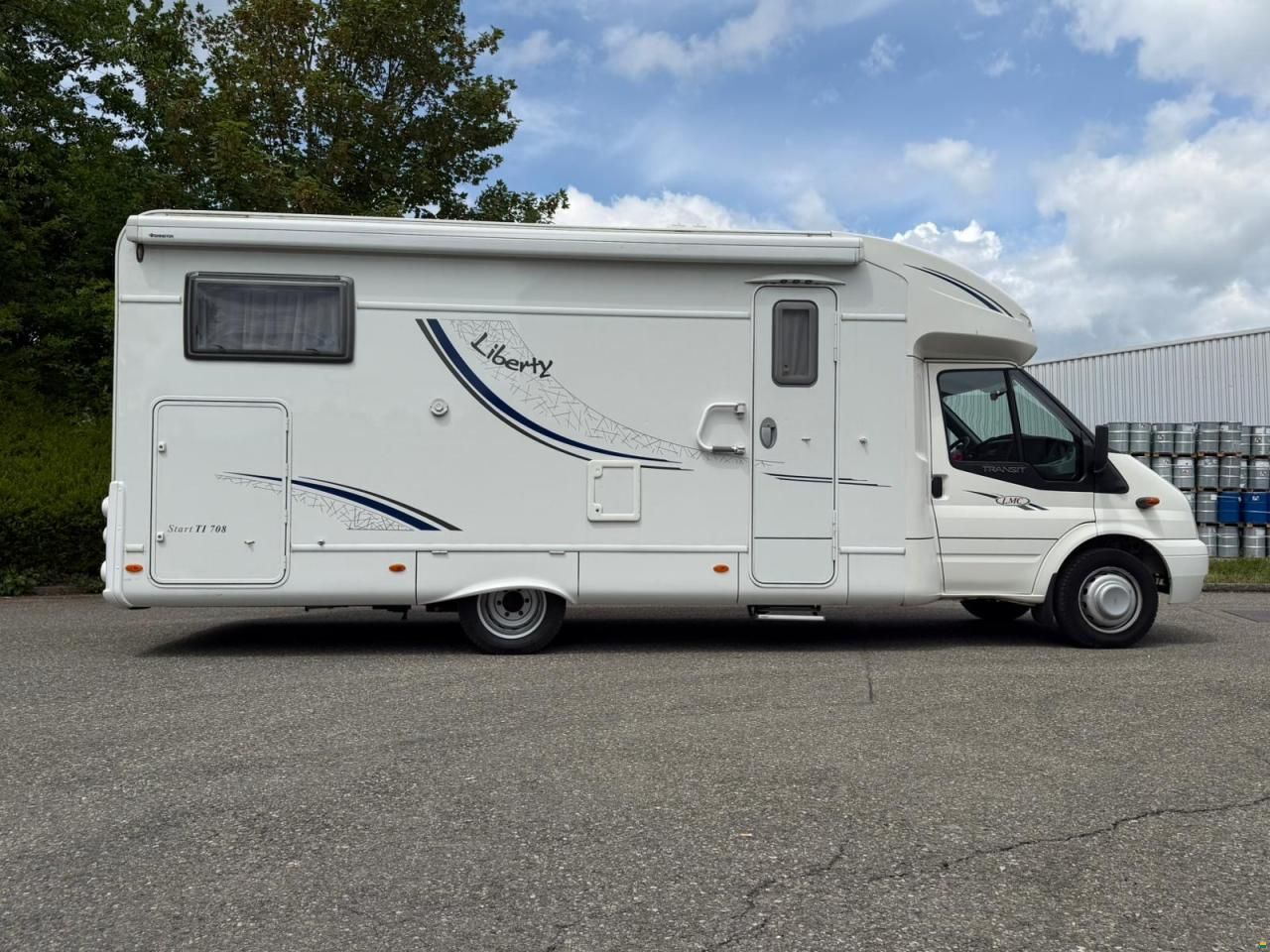 Ford 2.4TDCI 140PS LMC 708TI **L&Auml;NGSBETT**
