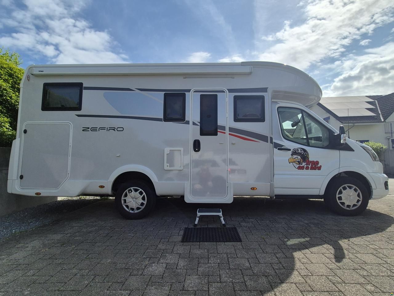 Roller Team Zefiro 285TL mit el. Hubbett + Extras!