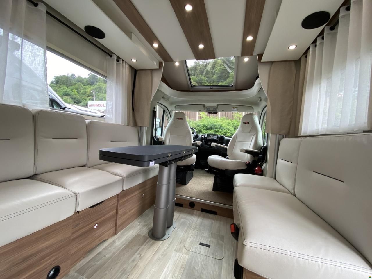 Pilote P696, Fiat Ducato 2.2MJ 160PS Automat